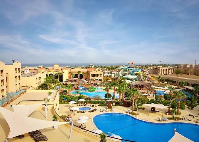 Szálloda Coral Sea Aqua Club 4*
