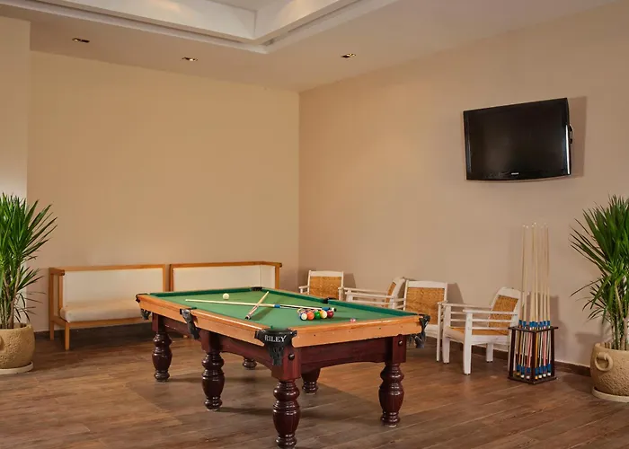 Coral Sea Aqua Club Szálloda 4*