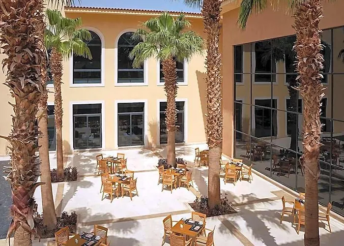 Coral Sea Aqua Club Hotel 4*