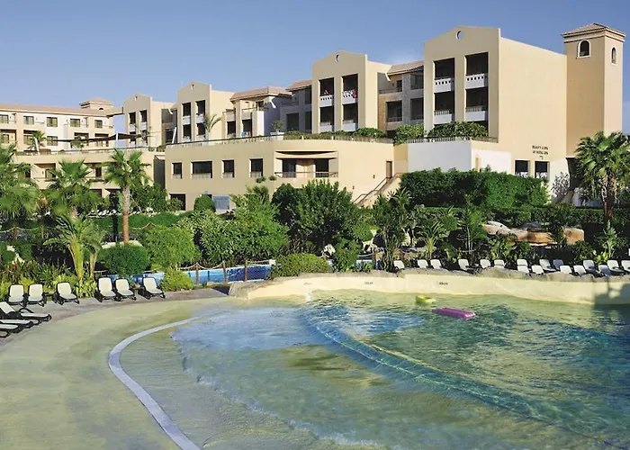 Coral Sea Aqua Club 4*